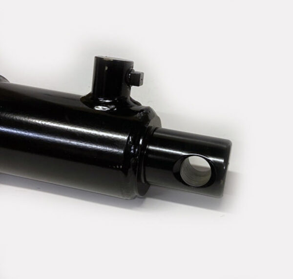 Snoway lift cylinder - Image 2